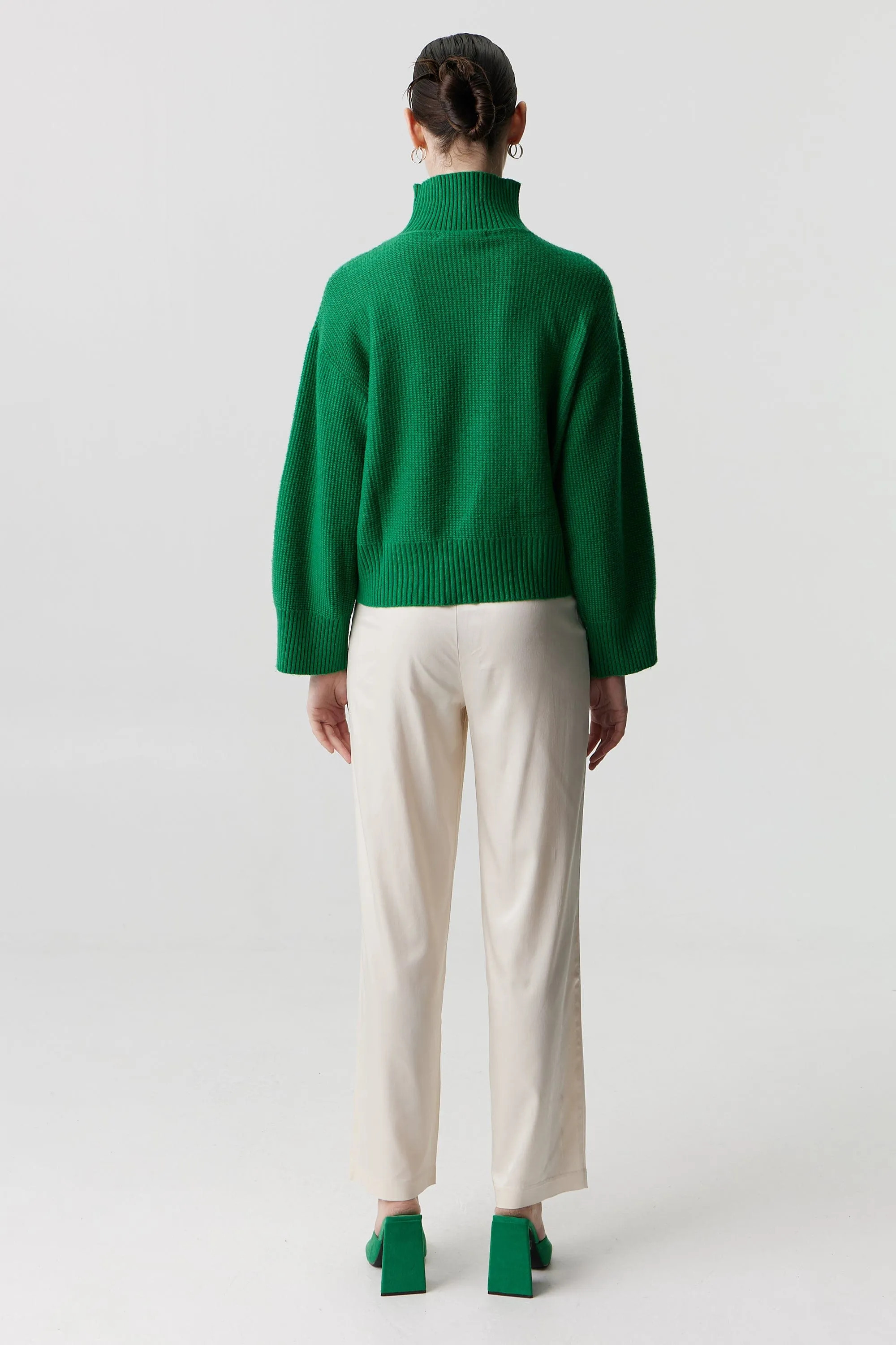 BOUCLE TURTLENECK KNIT | JADE