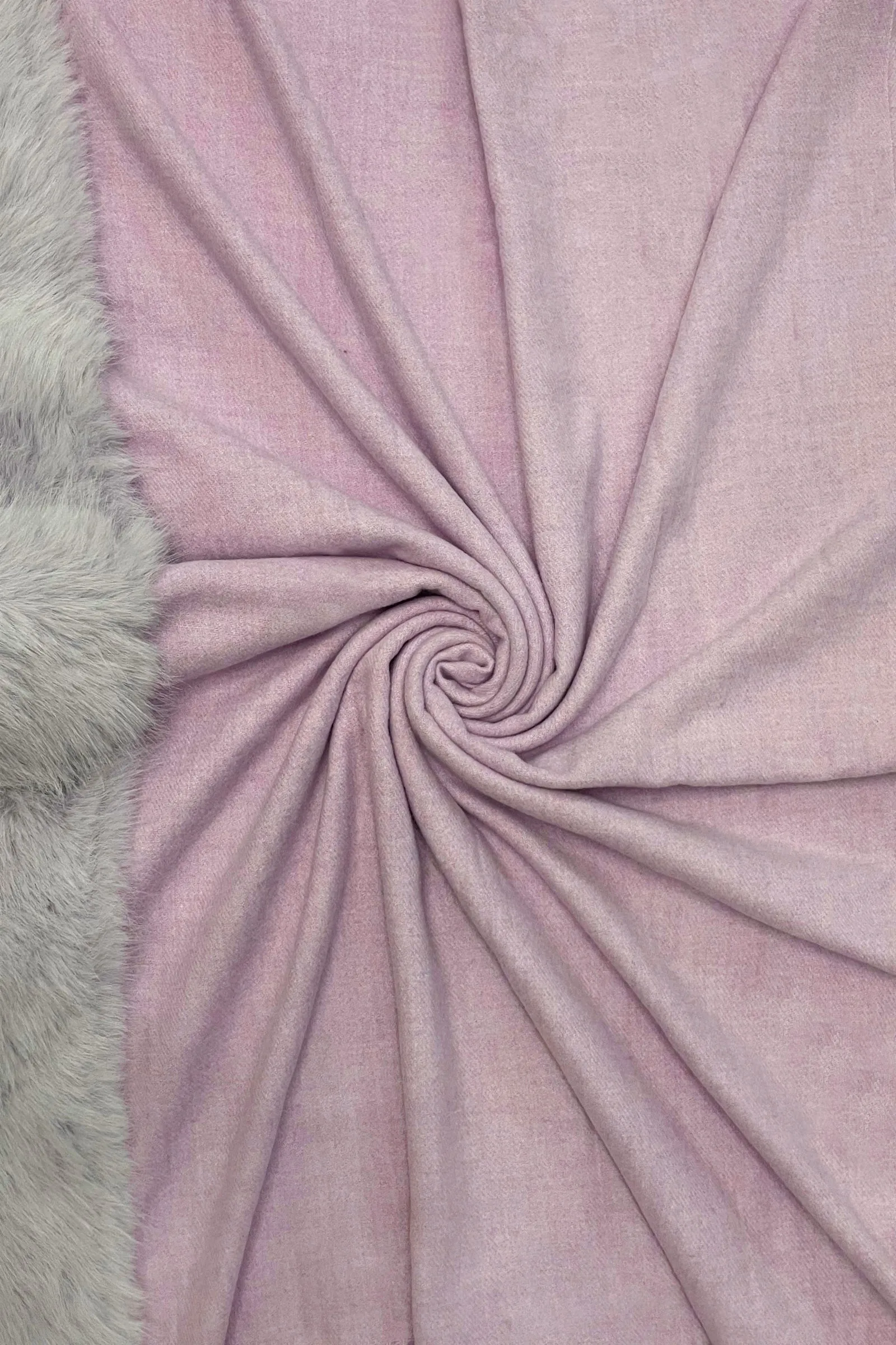 Cosy Faux Fur Trim Tasselled Shawl