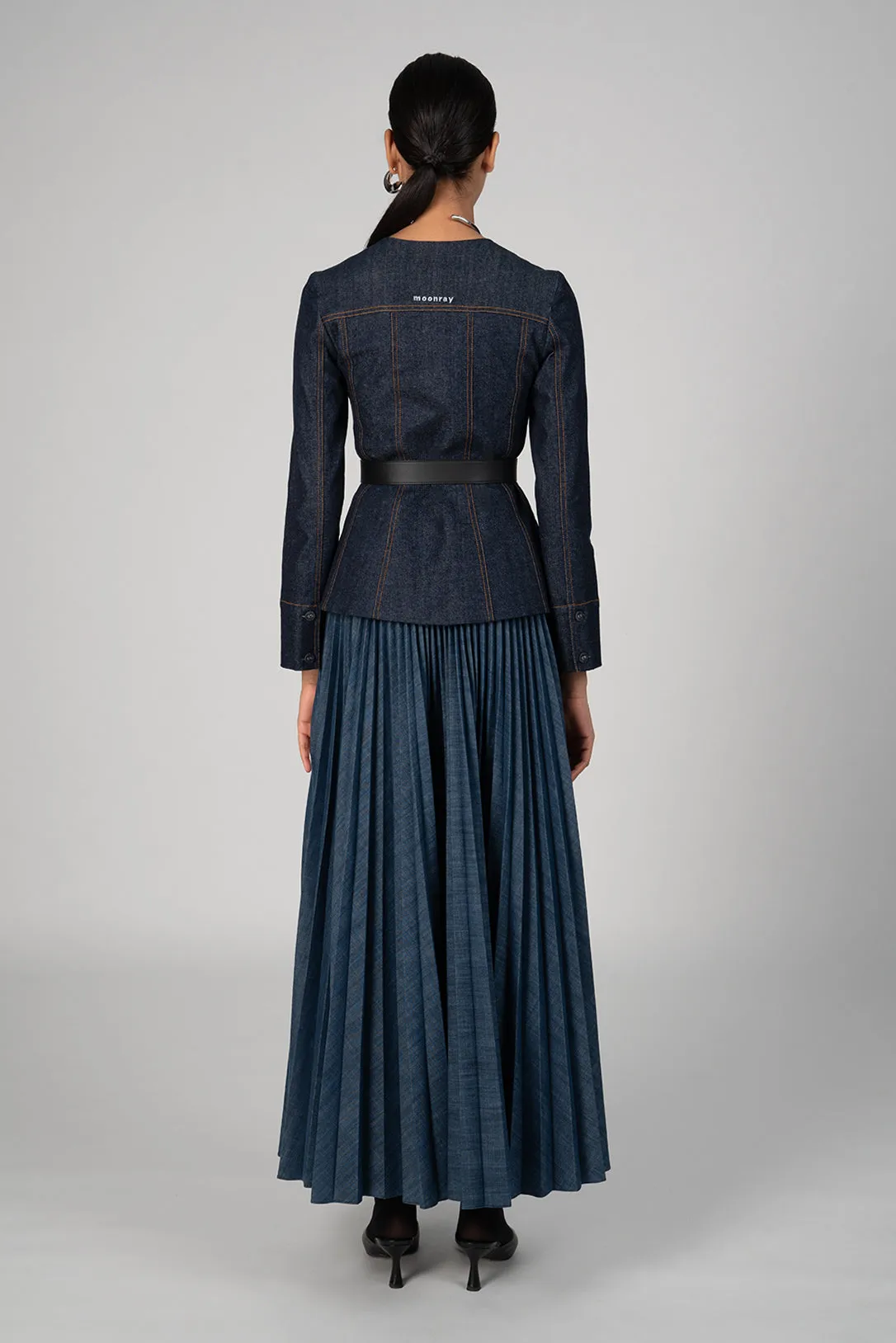 Pleated denim skirt