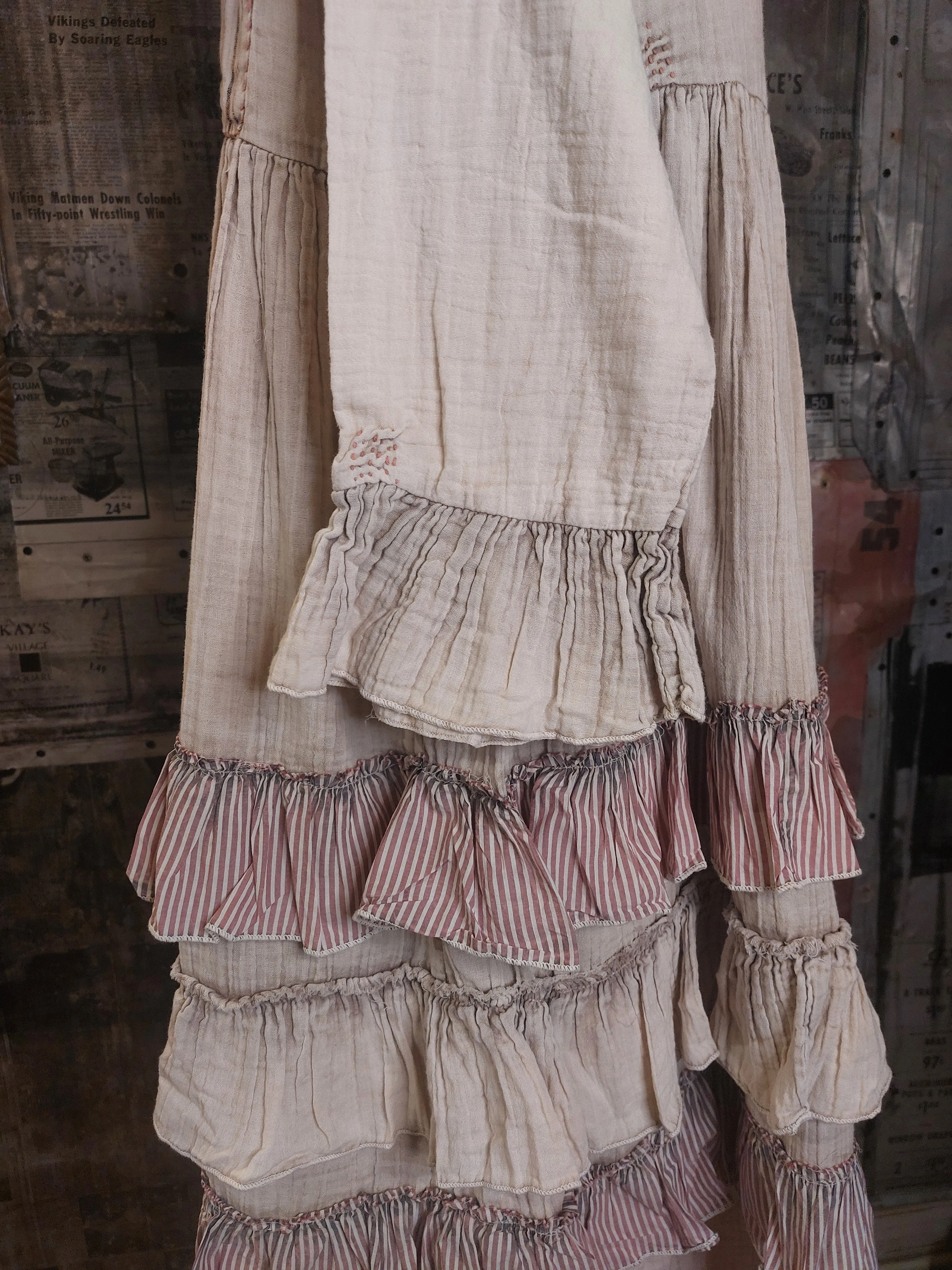 Ruffle Bottom Long Sleeve Dress -Cream/Natural