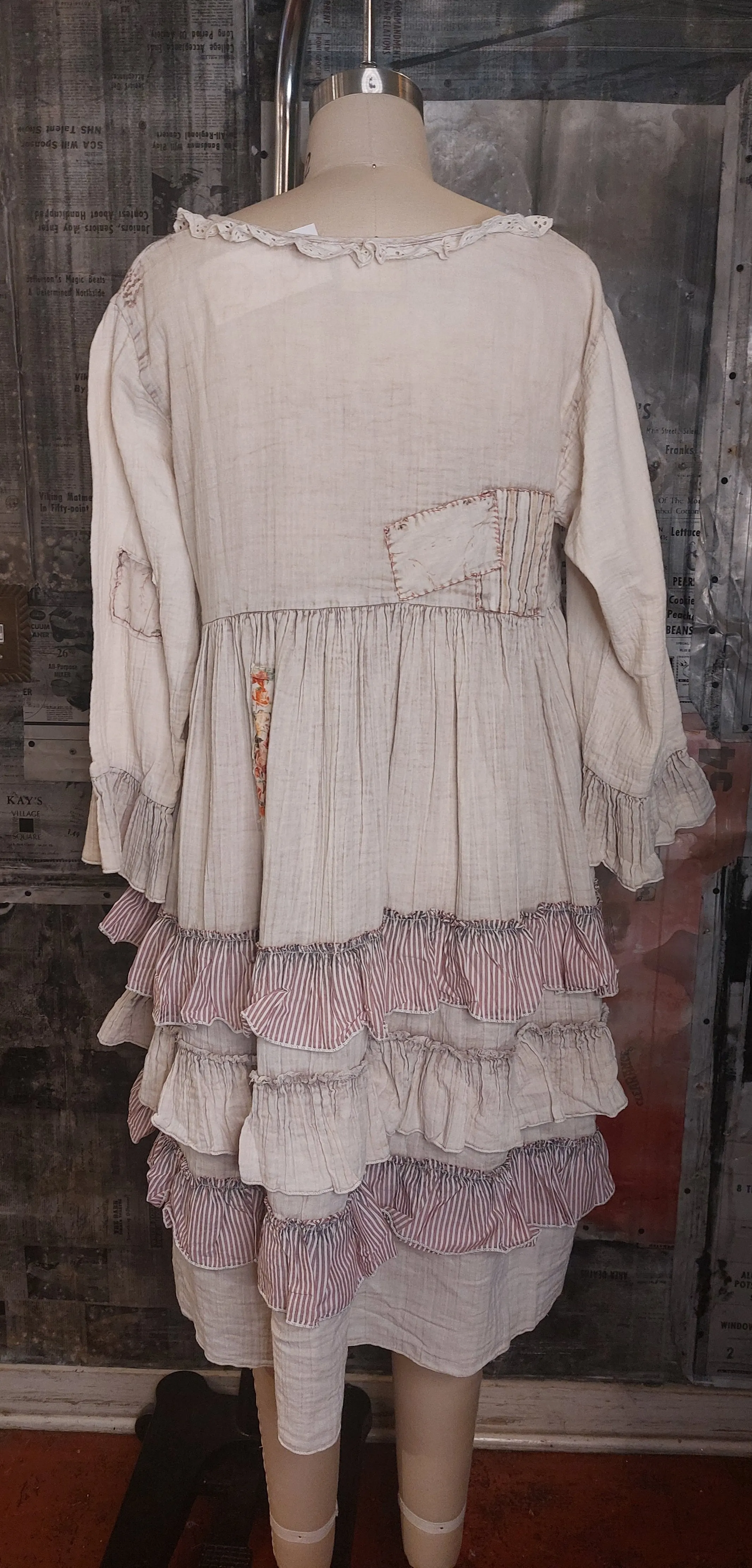 Ruffle Bottom Long Sleeve Dress -Cream/Natural