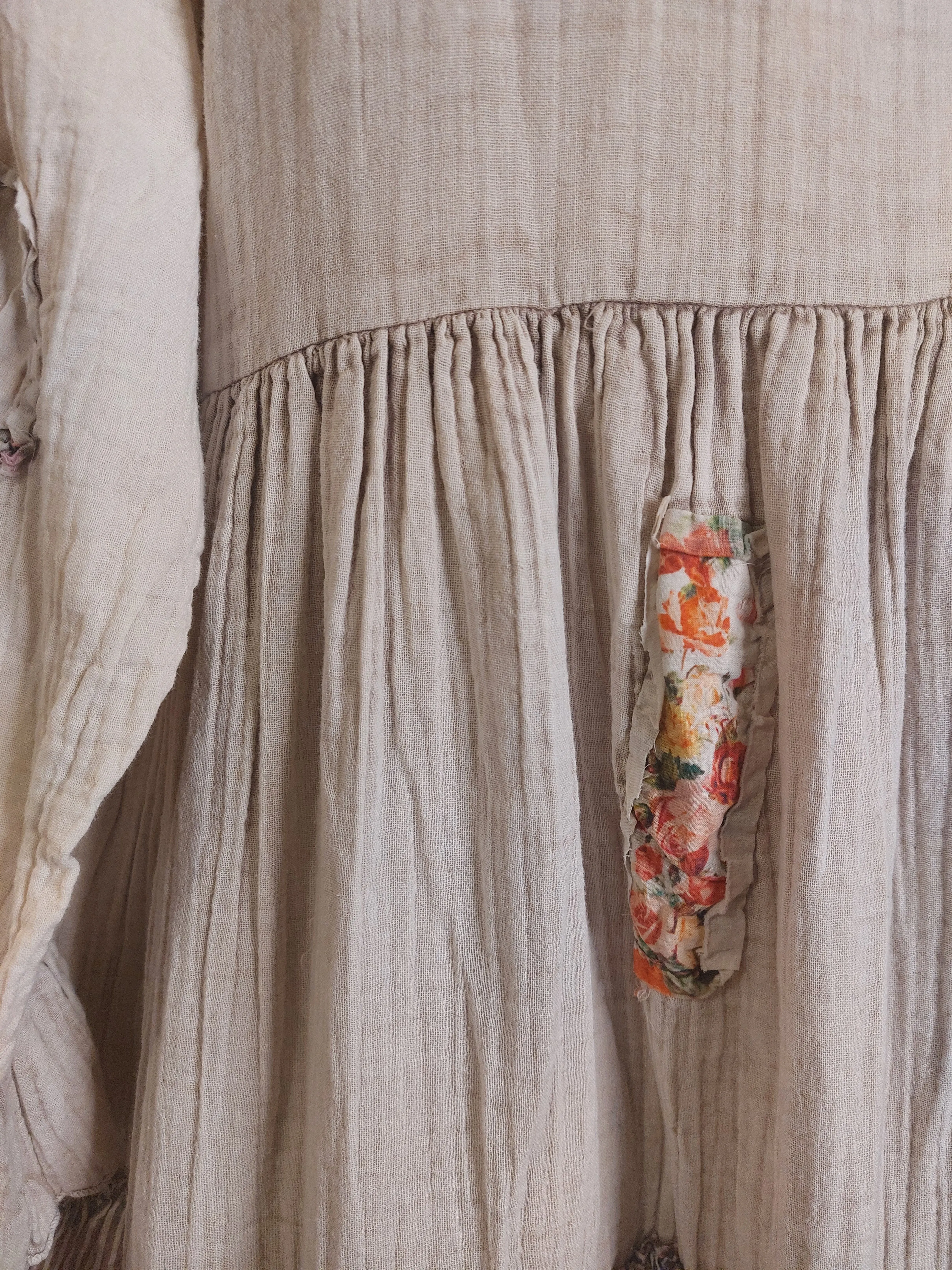 Ruffle Bottom Long Sleeve Dress -Cream/Natural