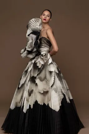 Strapless Princess Pleated Dress with Large Ruffle
